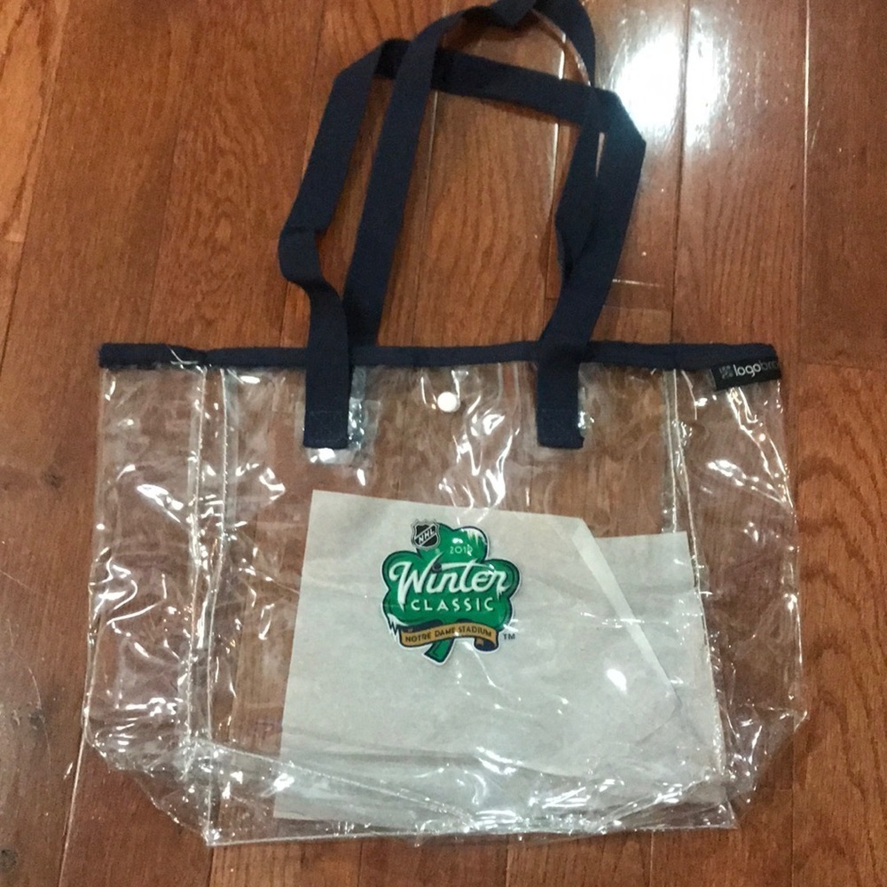 6/$20 NWT NHL Winter Classic 2019 clear tote